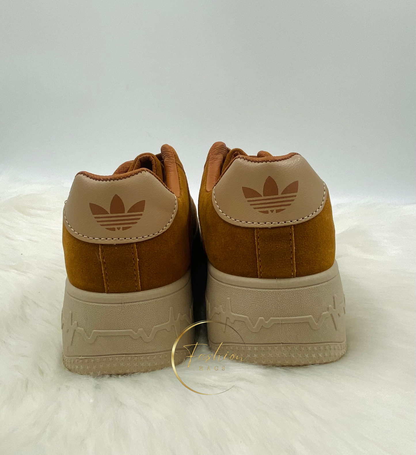 Gamuza High Platform Shoes For Women (+ FREE 2 PAIRS SOCKS)