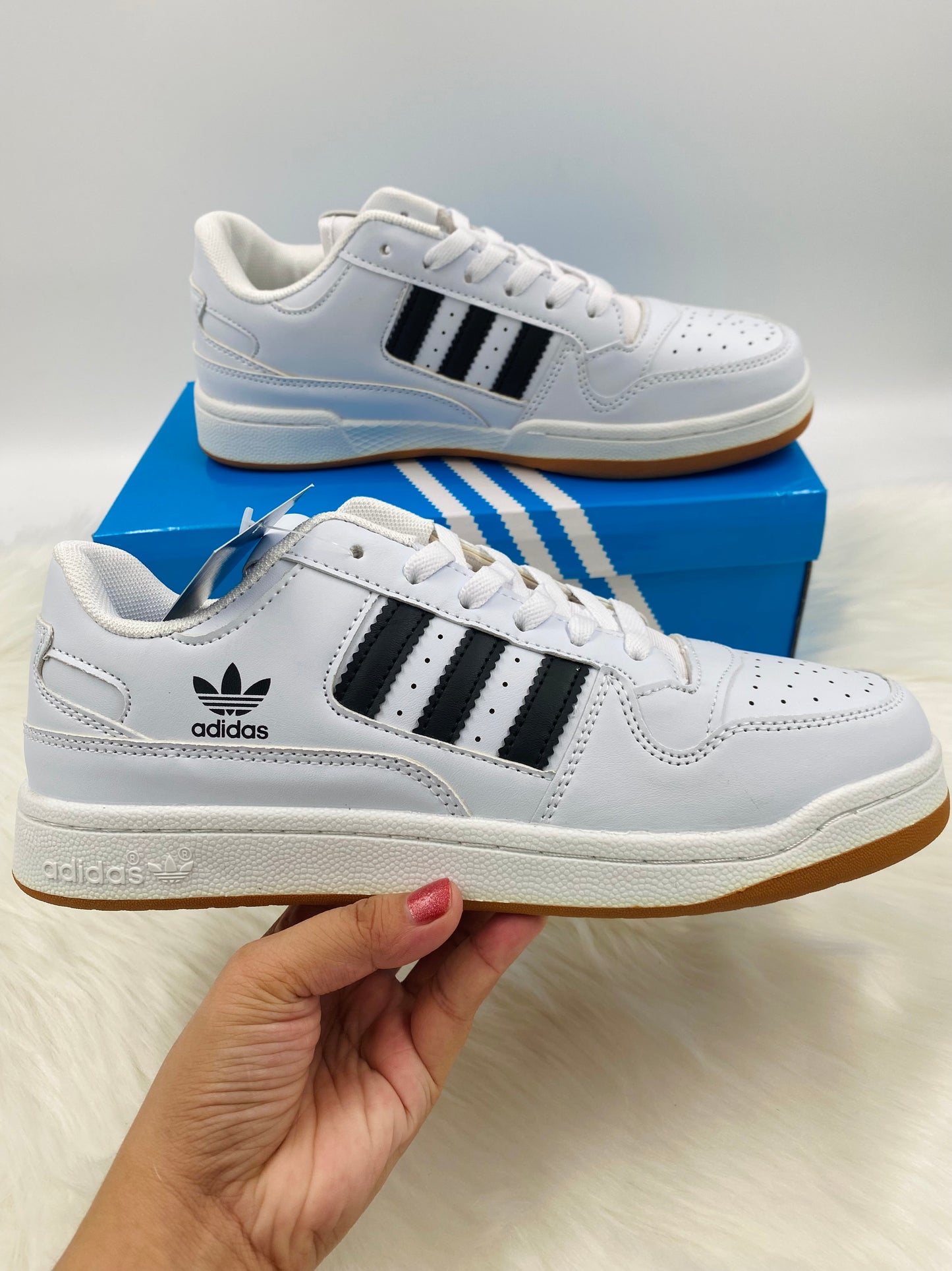 ADDAS White Shoes For Men (FREE 2 PAIRS SOCKS)