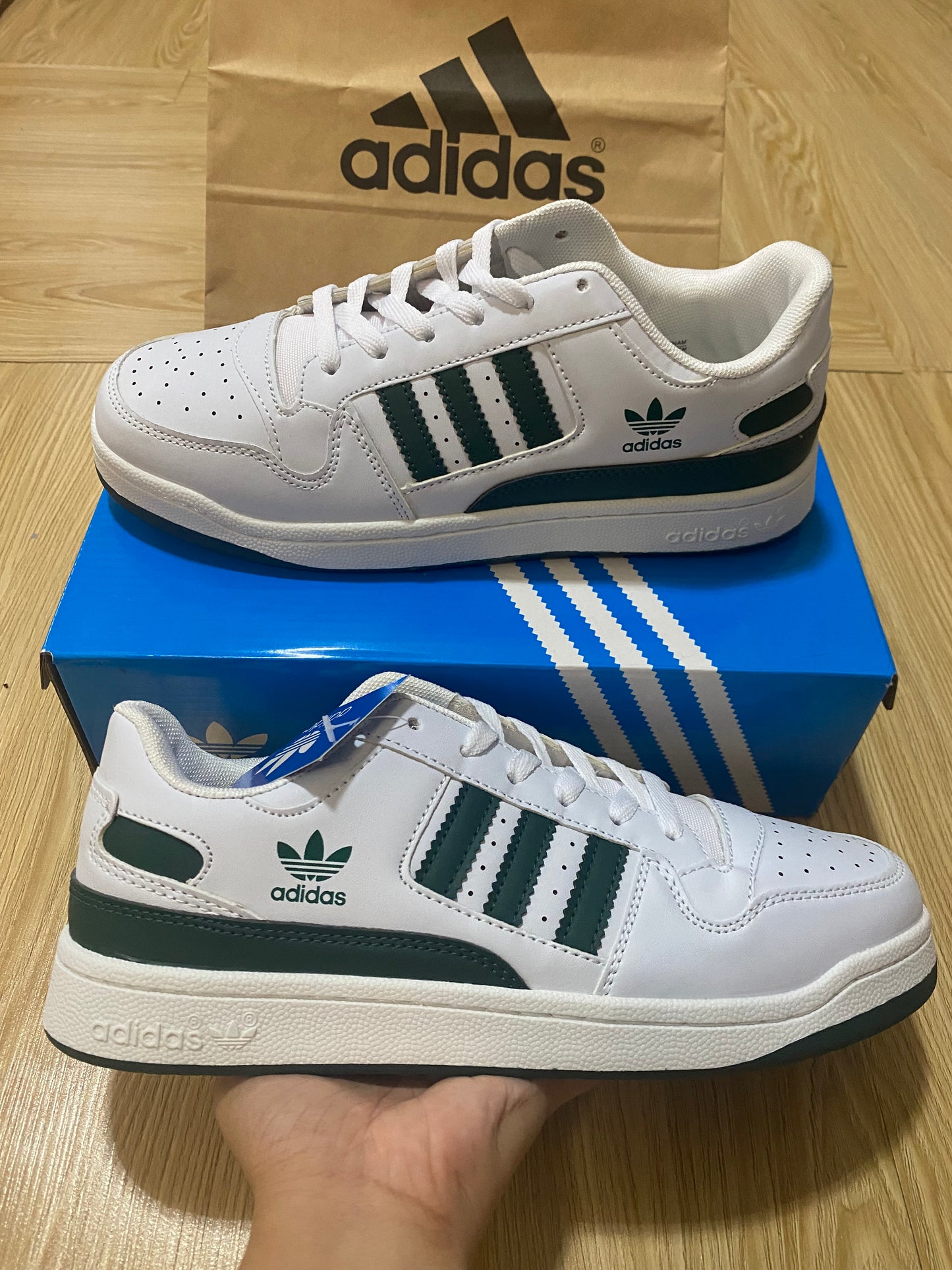 ADDAS White Shoes For Men (FREE 2 PAIRS SOCKS)