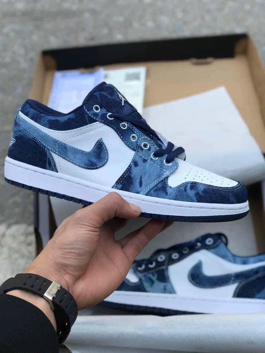 Nike Air Jordan Washed Denim for Men💙 SIZE 43 ONLY